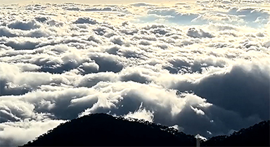 壯觀！大理蒼山雲海洶涌澎湃