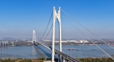 南京新生圩長江大橋通車