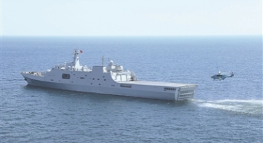 海軍某支隊開展海上訓練