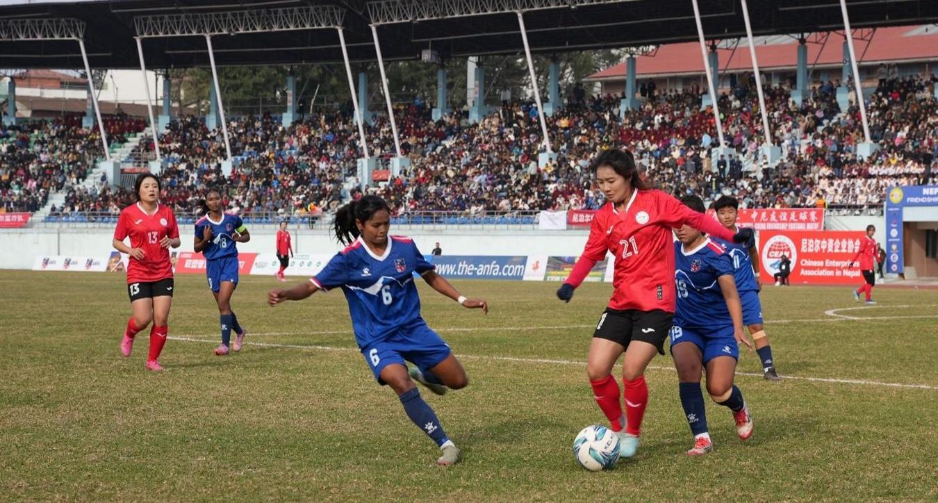 第三届“贺岁杯”中尼友谊足球赛举行