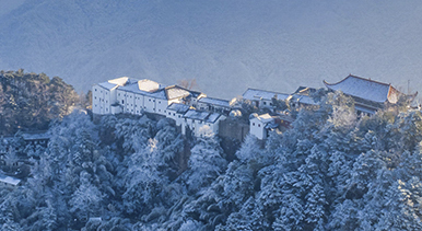 安徽池州:九华山雪景如画