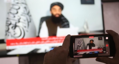 阿富汗呼吁和平解决阿巴冲突