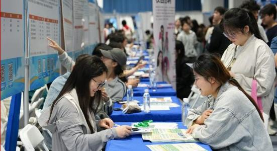 湖南啟動促進高校畢業生就業創業行動