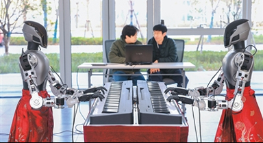 机器人“上学”记