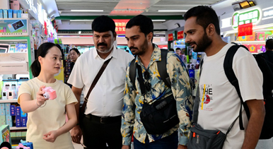 浙江義烏：外商雲集採購忙